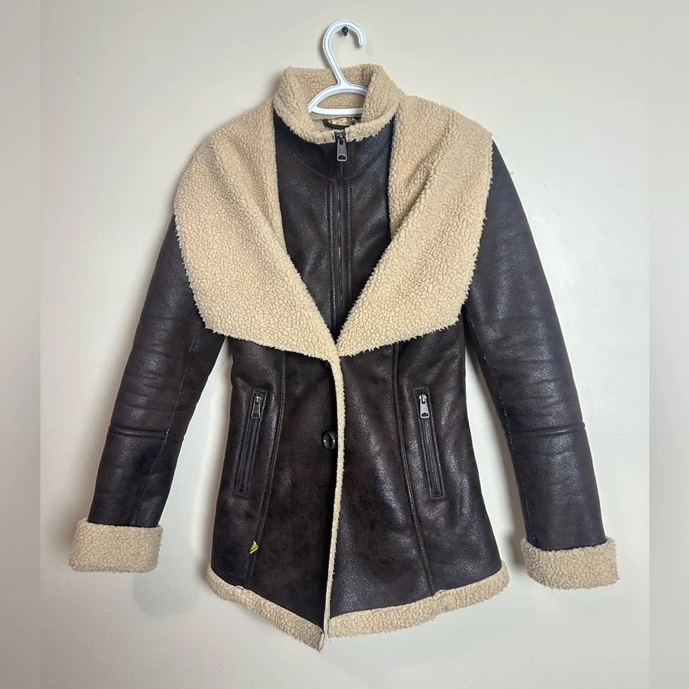 Soia & Kyo Brown Teddy Jacket with Cream Accents szie XS - Picture 2 of 7